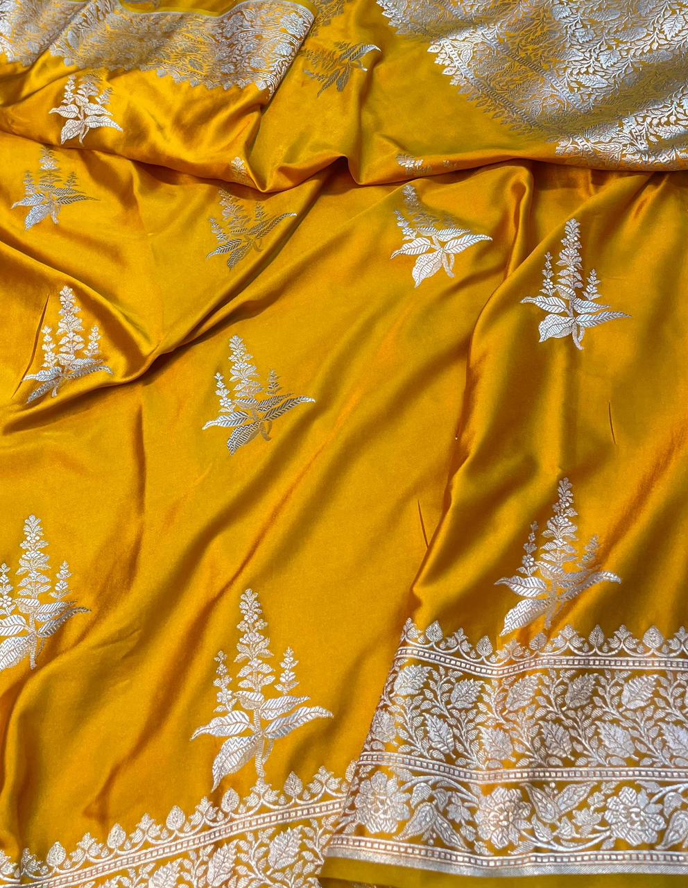 Banarasi Handloom Mashru Saree code-011
