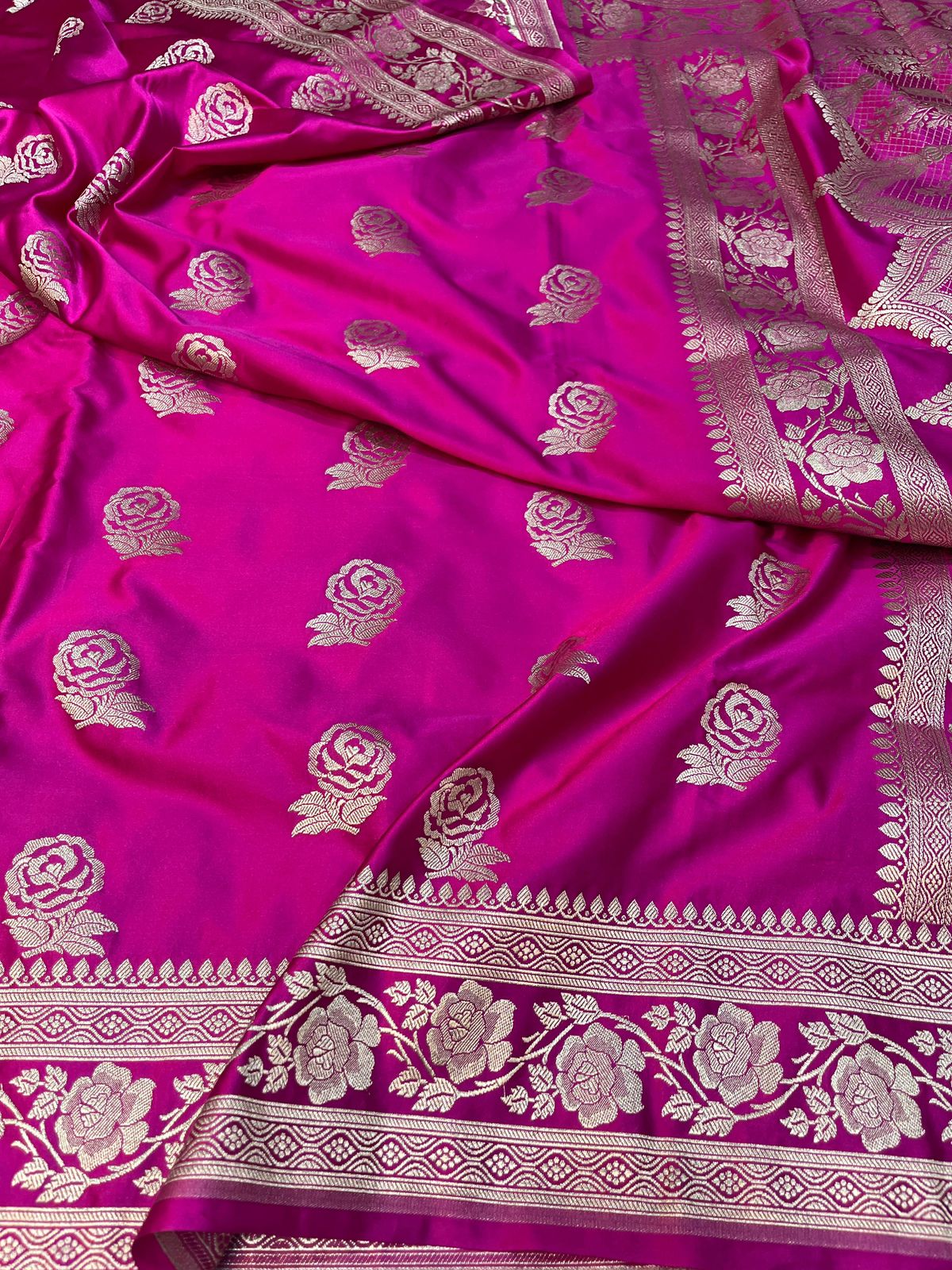 Banarasi Handloom Mashru Saree code-002